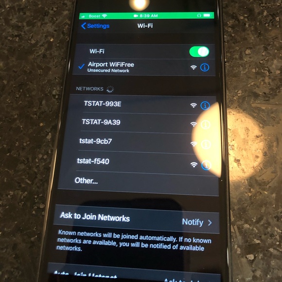 iPhone 7 FOR SALE . - Picture 2 of 2